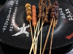 -何师烧烤·香辣蟹·川菜·30年老品牌(太古里旗舰店)