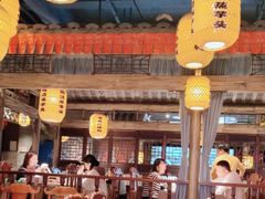-老湖南民间菜·牛肉十八炒(花都店)
