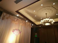 -山明水秀大饭店