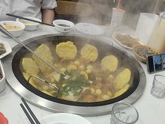 -鲁员外地锅鸡地锅鱼(古墩路店)