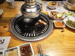 -唯成•韩国炭火烤肉 유성고기