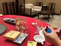 -石家饭店·百年老字号(灵岩山穹灵路店)