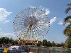 -七彩云南欢乐世界