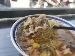 -鸿兴面馆馄饨小笼(稻香店)