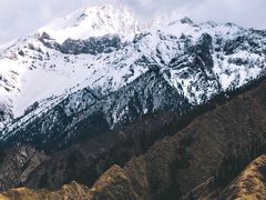 -天山神秘大峡谷