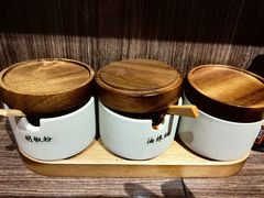 -良米山·云南野生菌过桥米线(上海首店)
