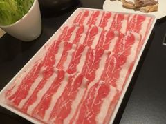 -鲜入唯煮·港式海鲜牛肉火锅(金宝街店)
