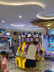 -meland·儿童乐园·游戏厅娃娃机·电玩Xbox(成都合生汇店)