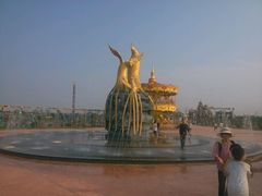 -凤凰欢乐大世界