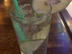 -南锣鼓巷吉他吧(鼓楼店)