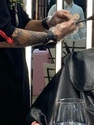 -BULB STUDIO 巴柏明星发型工作室