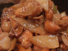 啫啫鮑魚骨雞煲-四点金饭店(将军澳店)