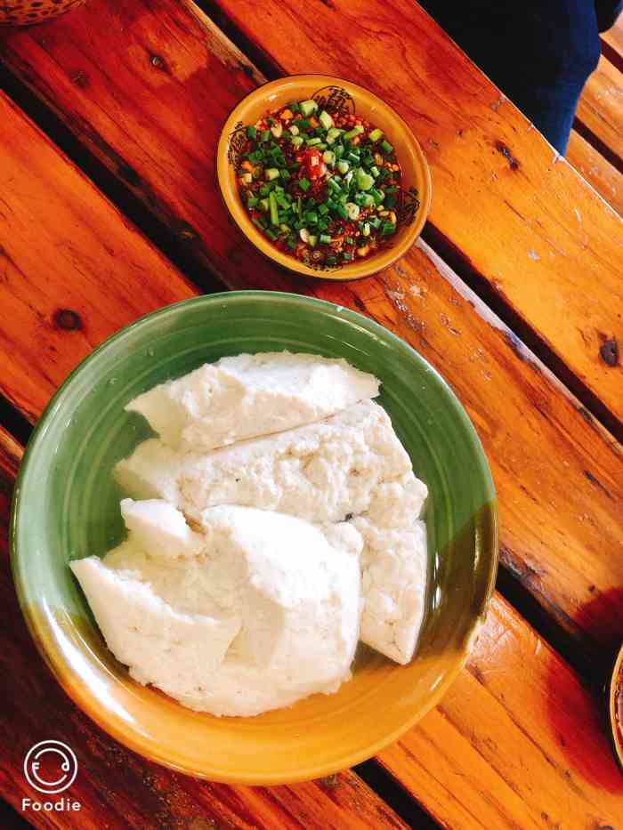 自贡鲜锅兔·豆花-"吃的三鲜荤豆花,两个人吃的,份量很足.