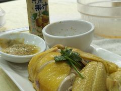 -强记湛江鸡饭店·二十七年老字号(拱北店)