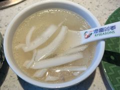 -润园四季椰子鸡火锅(海上世界店)