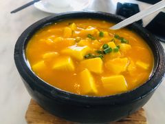 石锅金汤虾仁豆腐-八月小厨· 湛江风味粤菜