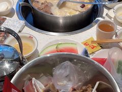 -三人行骨头王火锅(长寿店)