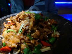 -西街夜油条·麻团包乌饭