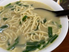 -三百碗宝应长鱼面(板仓街店)