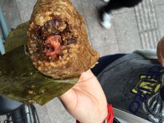 香肠蛋黄肉粽-阿姨粽子(川公路店)