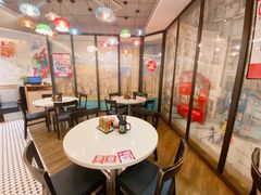 大堂-潮庭港式茶餐厅·熊仔奶茶(同济广场店)