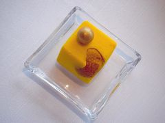 【秋季下午茶】柚子柠檬慕斯蛋糕-杭州柏悦酒店·悅厅