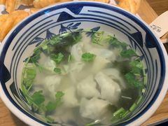鲜肉馄饨-头壹号  羊汤·饸饹面·大油条(嘉华店)