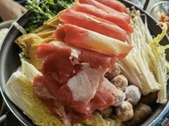 部队锅-MI WU FACTORY米屋美食工厂餐厅(绿地店)