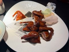 -蝴蝶里·粤菜·点心(滨江龙湖店)