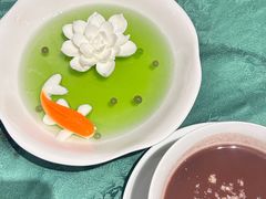 -龙凤荟·传统粤菜点心(新天地店)