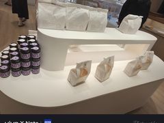 -好利来(鞍山站前店)