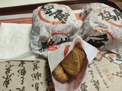 -华莱士·全鸡汉堡(财经学院店)