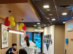 -麦当劳(卫星广场店)