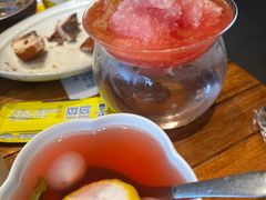 杨梅荔枝饮-包整·丝娃娃(一览甲秀楼风景店)