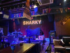 -鲨鱼美式餐厅酒吧Sharky