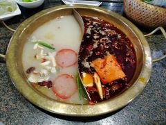 -小天鹅火锅·一线江景洪鼎旗舰店(洪崖洞店)