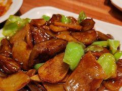 -六泰居·尔滨地标·东北菜(松北店)