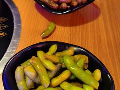 -虾弄弄海派小龙虾·牛羊蝎子火锅