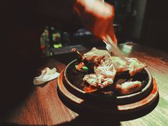阿姨拆解鸡肉-辛香汇(宝乐汇店)
