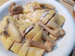 白切文昌鸡-琼菜坊·无鸡不成宴·海南菜老爸茶糟粕醋(海口骑楼老街店)