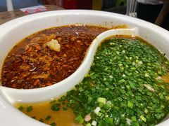 鸳鸯水煮牛肉-成都吃客(九眼桥店)