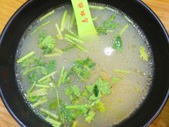 -志权牛肉面(灵山路店)