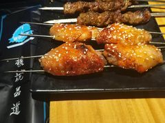 -西街夜油条·麻团包乌饭