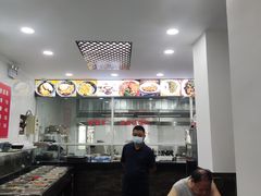 -老陆稿荐(西中市店)