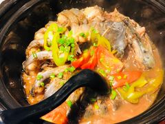 -刘姐啤酒鱼民族演艺餐厅(西街总店)
