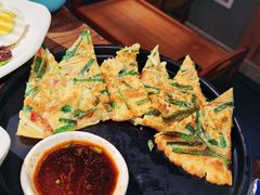 -明洞阿姨·韩式酱蟹烤肉·创意料理(三元桥店)