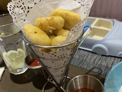 -悦享绿山墙西餐厅