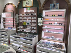 -GOOMI久米眼镜·蔡司·依视路·明月官方授权店(龙德紫金店)