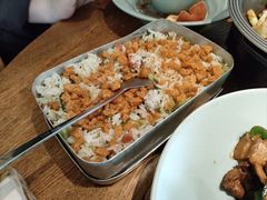 -蜜桃餐厅·伴山(湖滨商业街店)