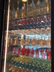 -法国娇兰精品店